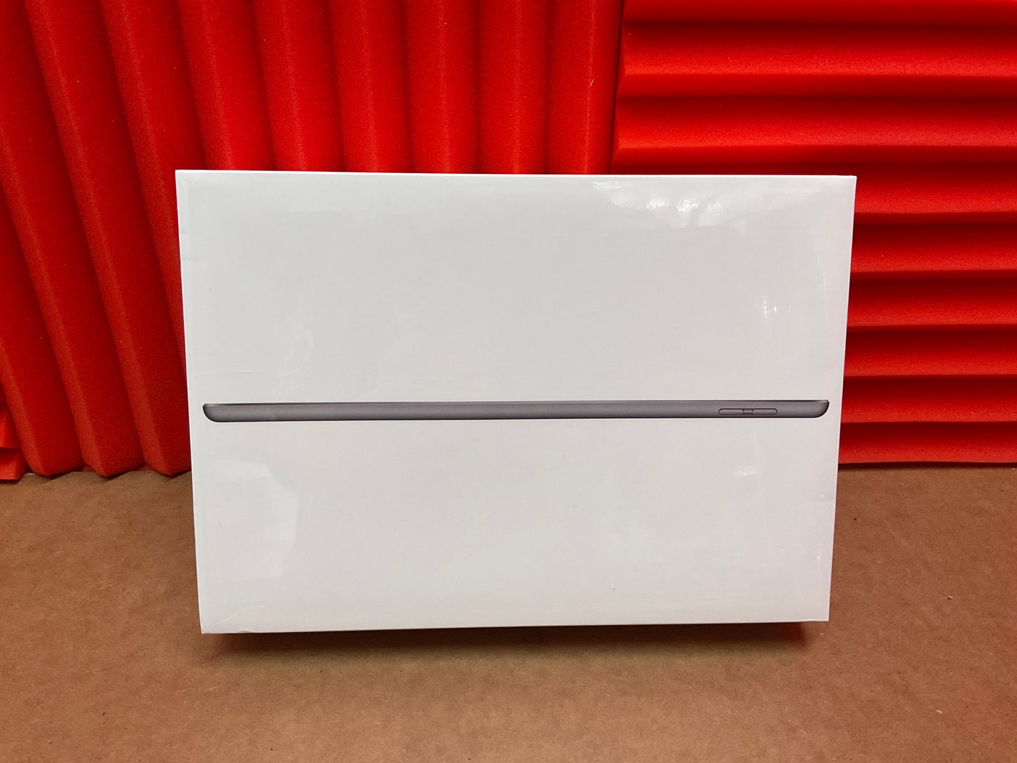 ♥ New, Factory Sealed - iPad 10.2" 8th Gen. 32GB Wi-Fi Only Space Gray MYL92LL/A