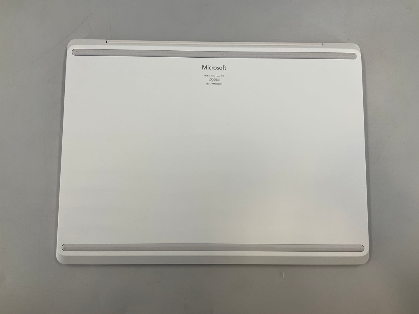 ♥ Refurbished - Microsoft 12.4" Multi-Touch Surface Laptop Go 2 i5-1135G7 8GB/128GB 8QD-00023