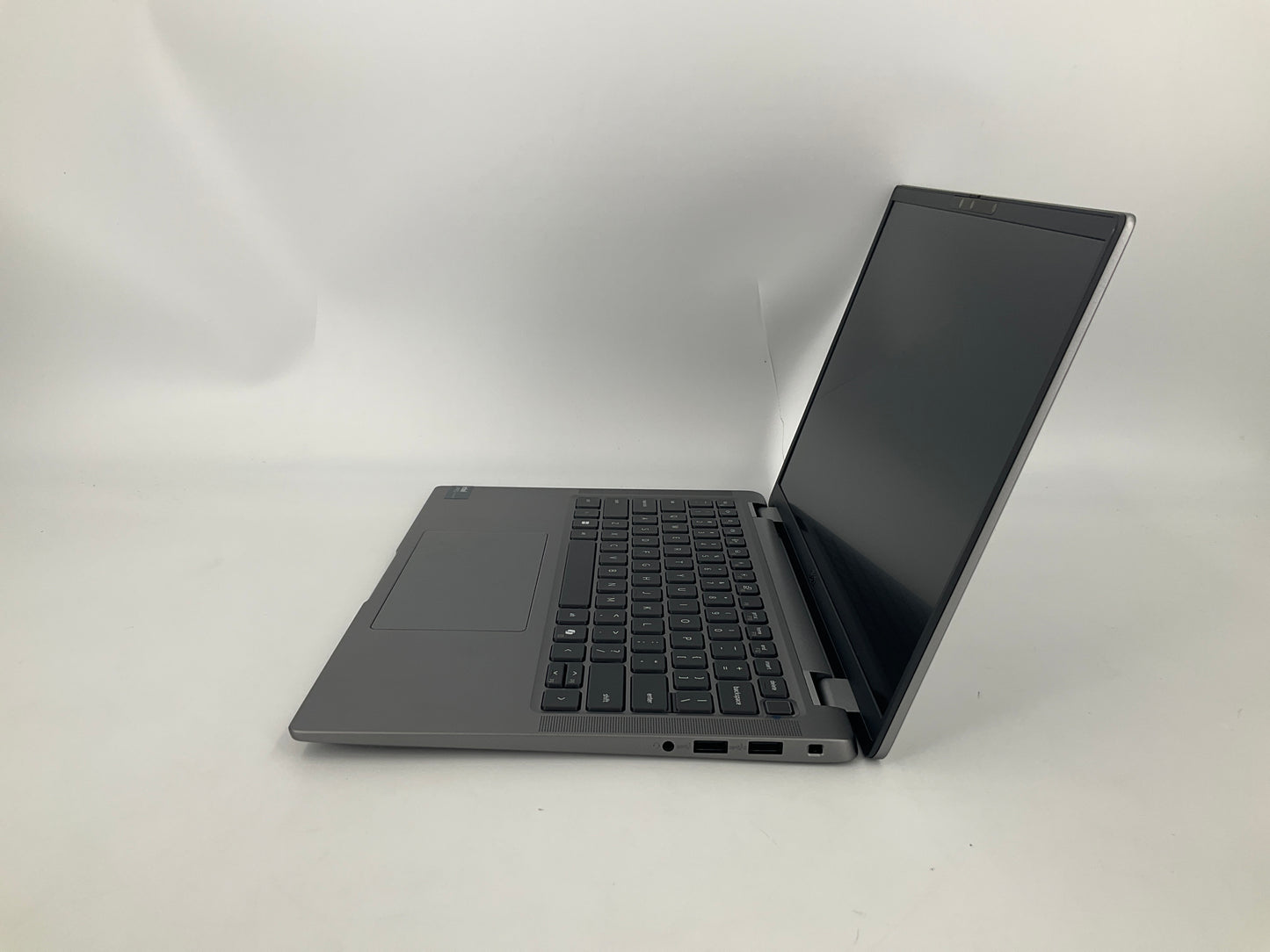 ♥ New, Open Box - Dell 14" Latitude 7450 Laptop U7-165U 32GB/512GB 7M9WG