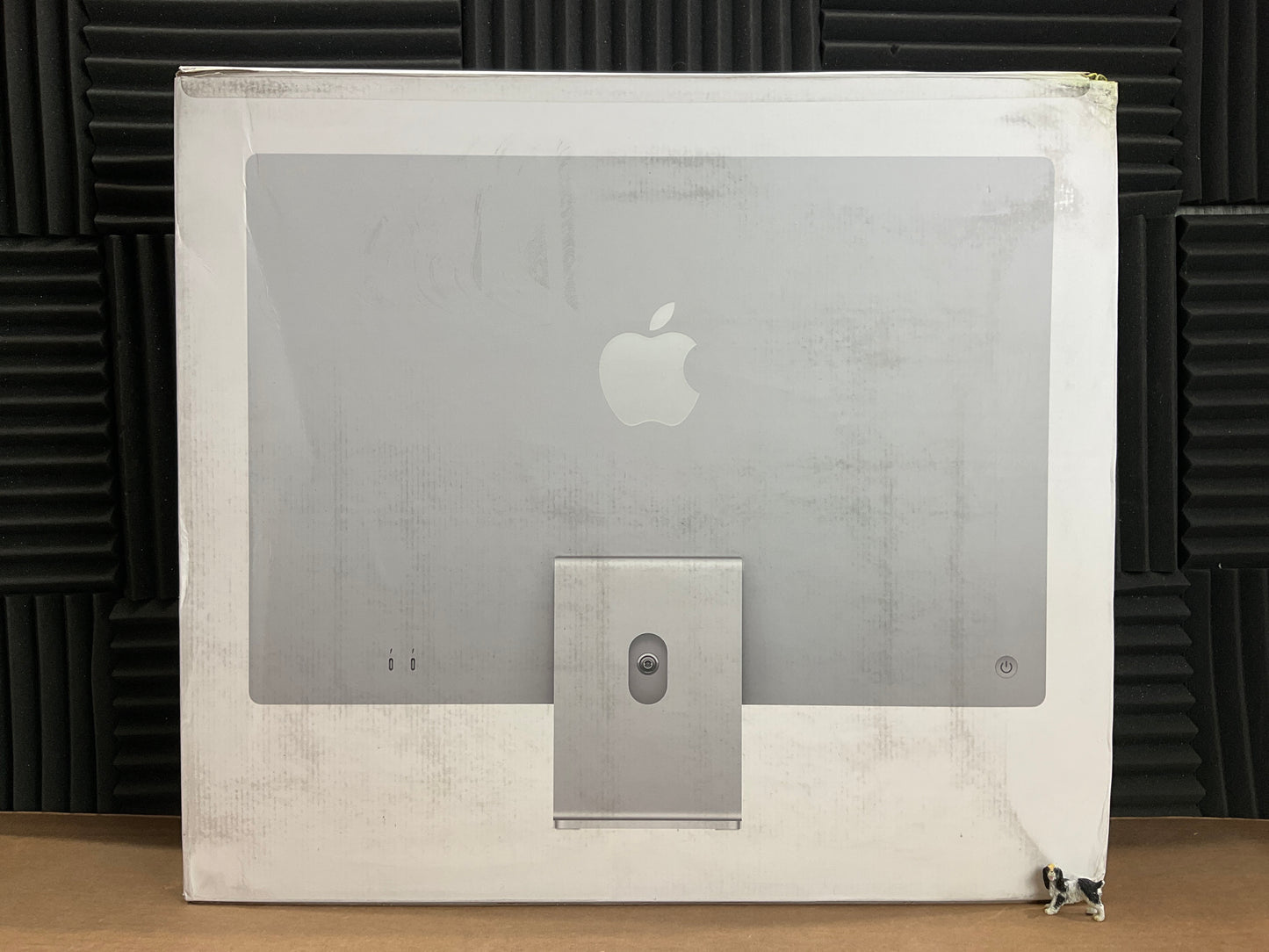 ♥ New, Factory Sealed -Apple iMac M3 8GB 1TB 8core 24 Silver 2023 Z1950001C