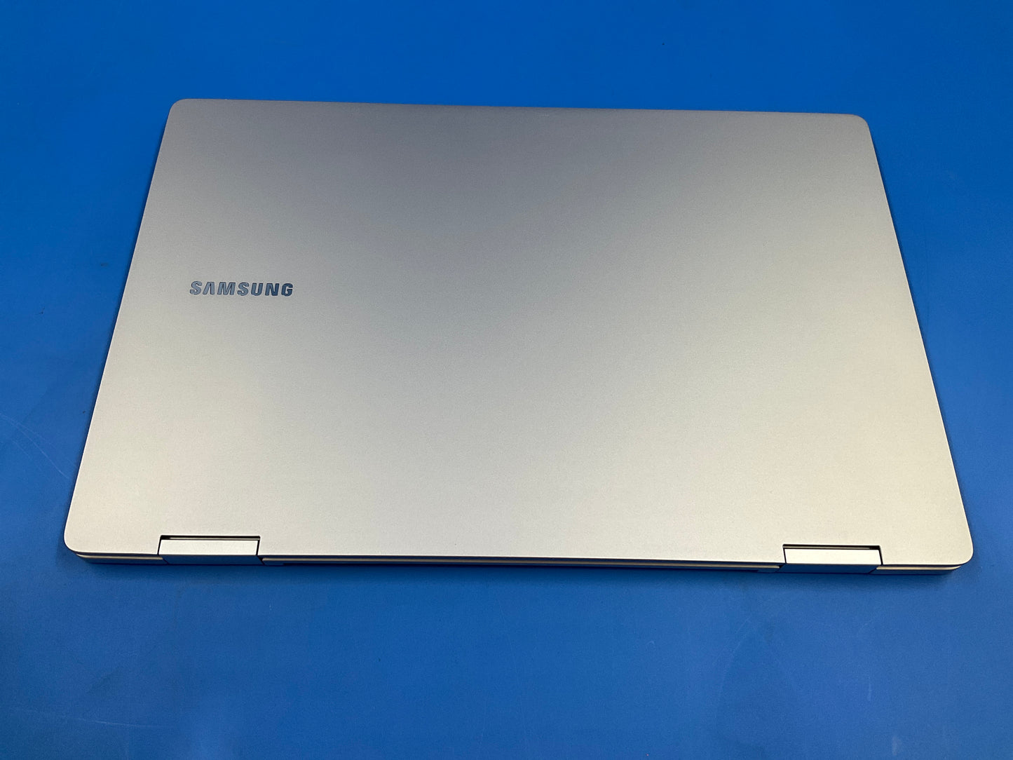 ♥ New, Open Box - Samsung 13.3" Galaxy Book3 360 Multi-Touch 2-in-1 i5-1340P 16GB/256GB Laptop