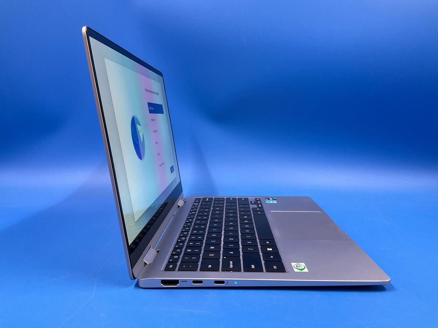 ♥ New, Open Box - Samsung 13.3" Galaxy Book3 360 Multi-Touch 2-in-1 i5-1340P 16GB/256GB Laptop