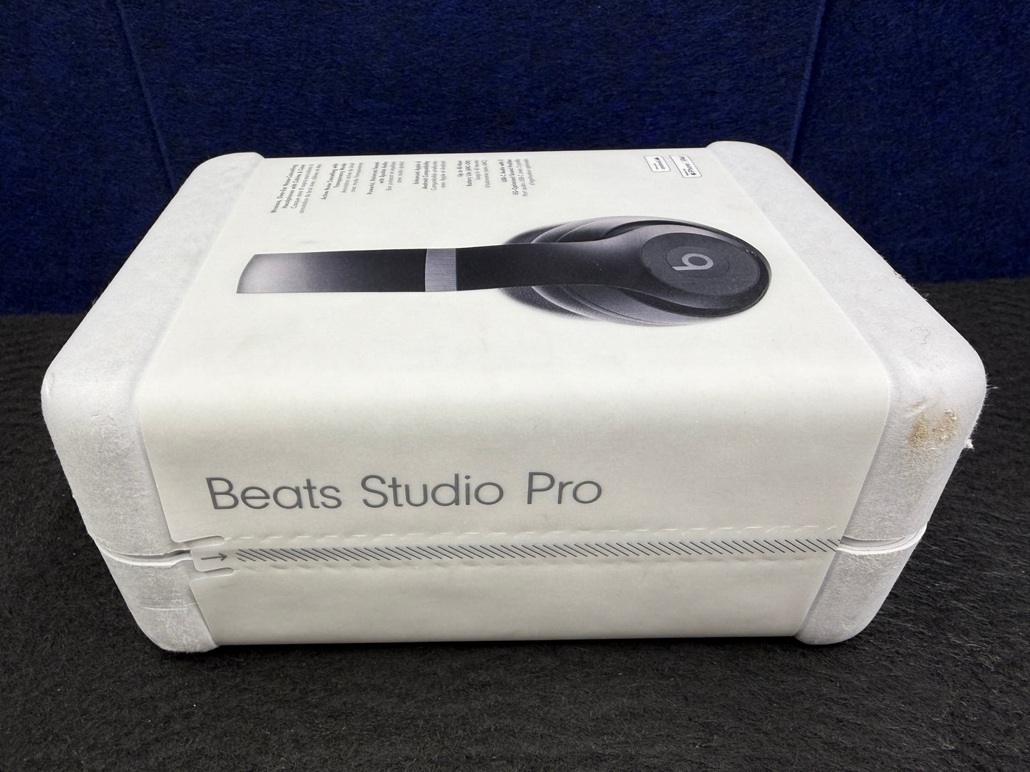 ♥ New, Factory Sealed - Apple Beats Studio Pro Wireless Headphones Black MQTP3LL/A
