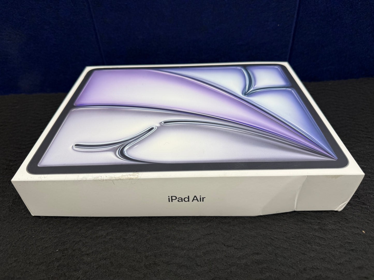 ♥ New, Factory Sealed - Apple iPad Air M3 128GB 13 Space Gray MCNH4LL/A