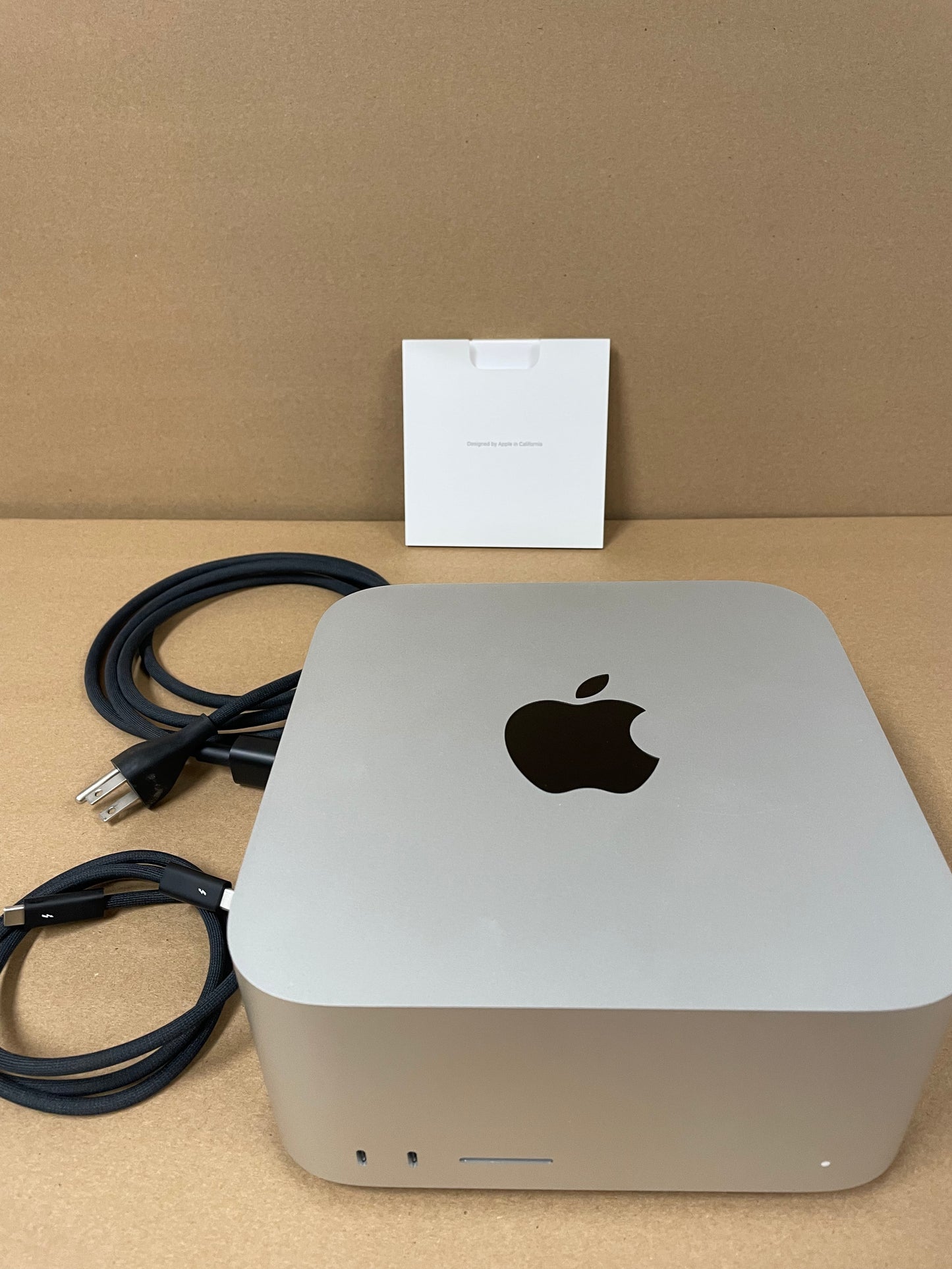 ♥ Refurbished - Mac Studio M1 Ultra 20/48-Core 64GB/1TB MJMW3LL/A (2022)