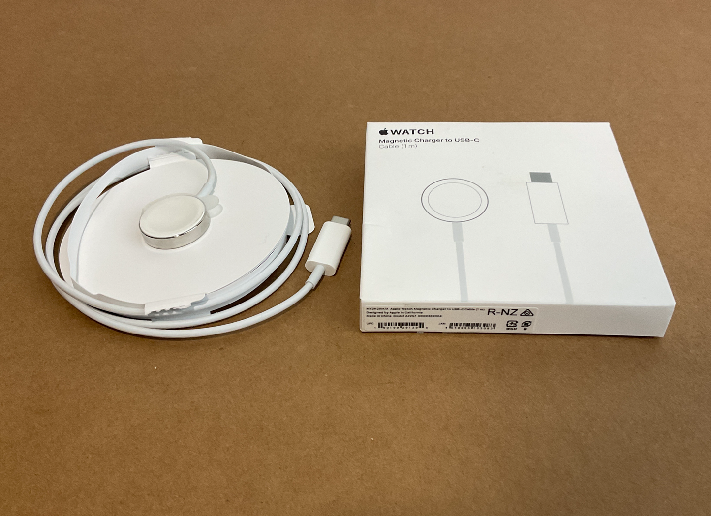 ♥ New, Open Box - Apple Watch Magnetic Charger to USB-C Cable 1 Meter MX2H2AM/A