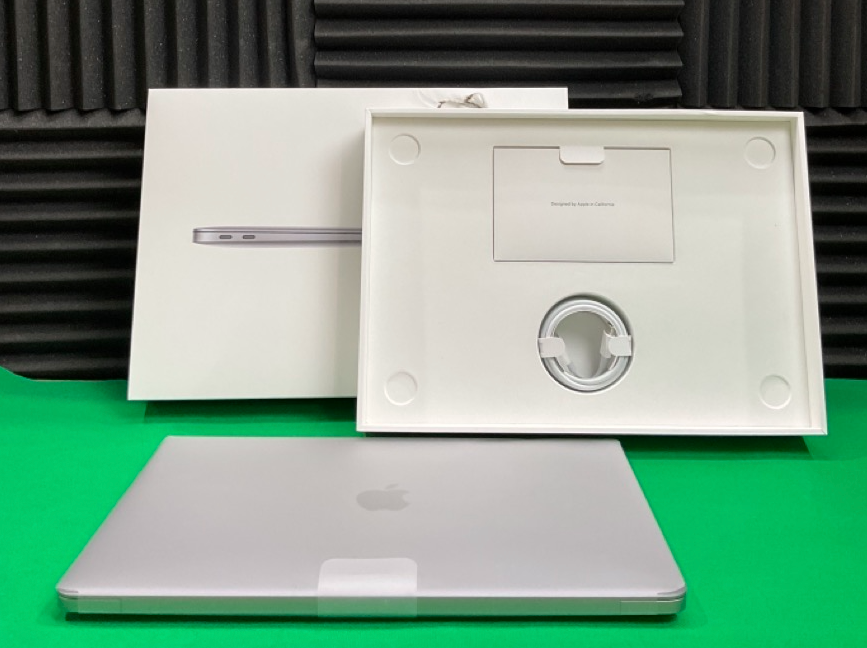 ♥ New, Open Box - MacBook Air M1 7-Core 13.3in 16GB/512GB Space Gray Z124000FL (2020)