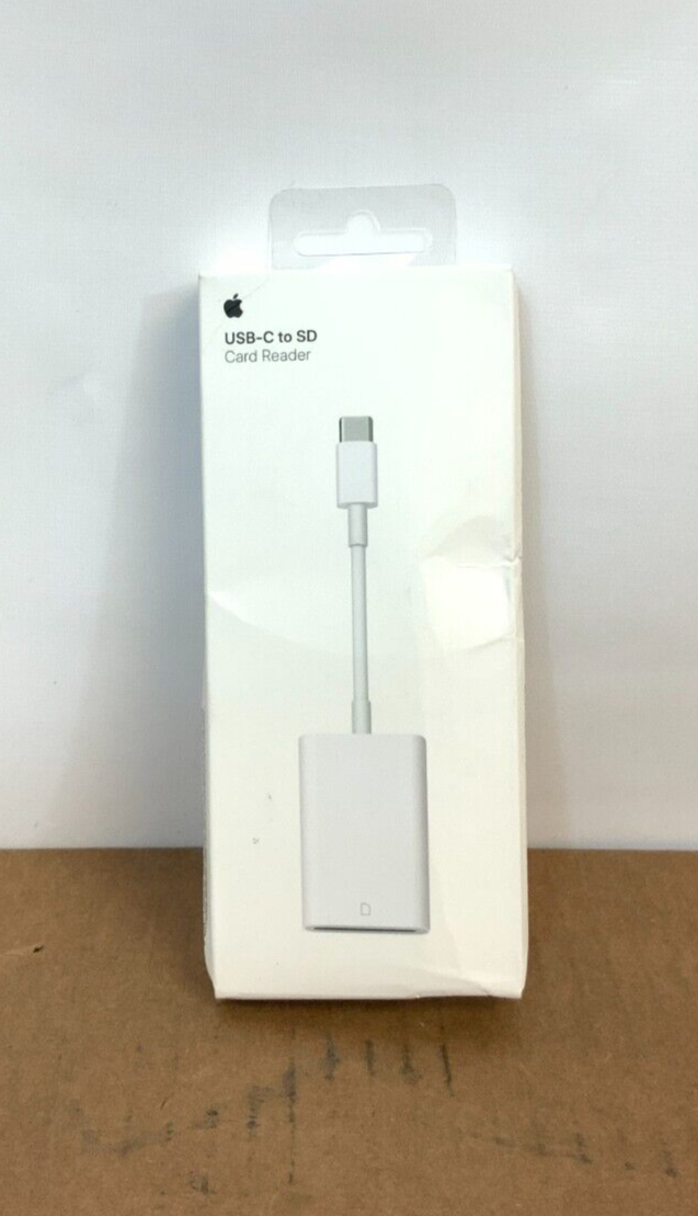 ♥ New, Factory Sealed - Apple USB Type-C to SD Card Reader MUFG2AM/A