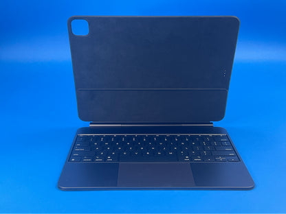 ♥ New, Open Box - Apple Magic Keyboard (iPad Pro 13/M4/black) MWR53LL/A