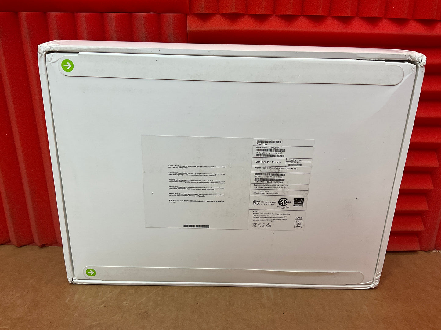 ♥ New, Factory Sealed - Apple MacBook Pro M3Pro-11core 36GB 512GB BT5.3 WiFi6E 14core 14.2R silver 2023 Z1AX0029H