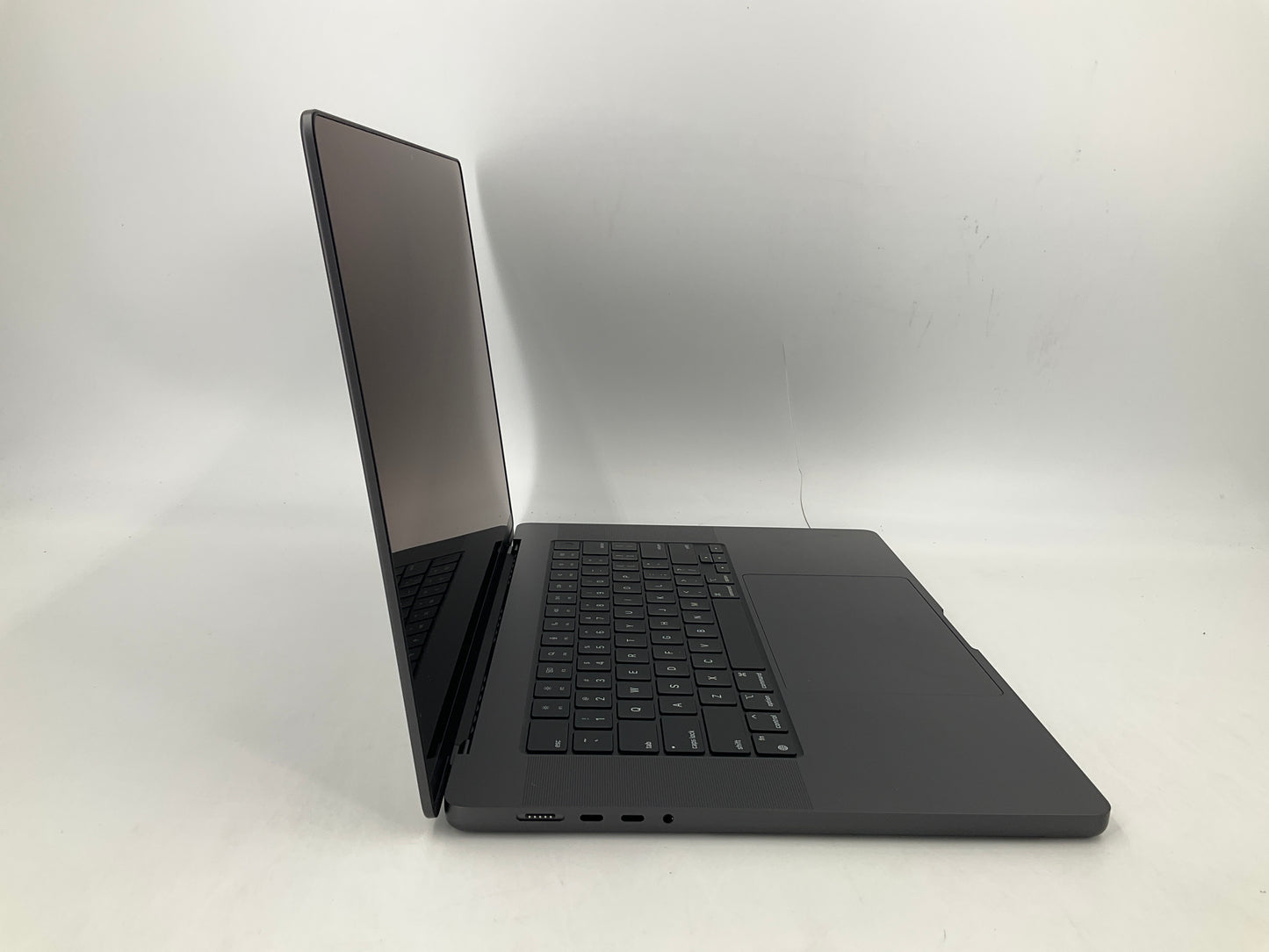 ♥ New, Open Box - Apple MacBook Pro M3Pro-12core 36GB 2TB 18core 16.2R Space Black 2023 Z1AF0019Z