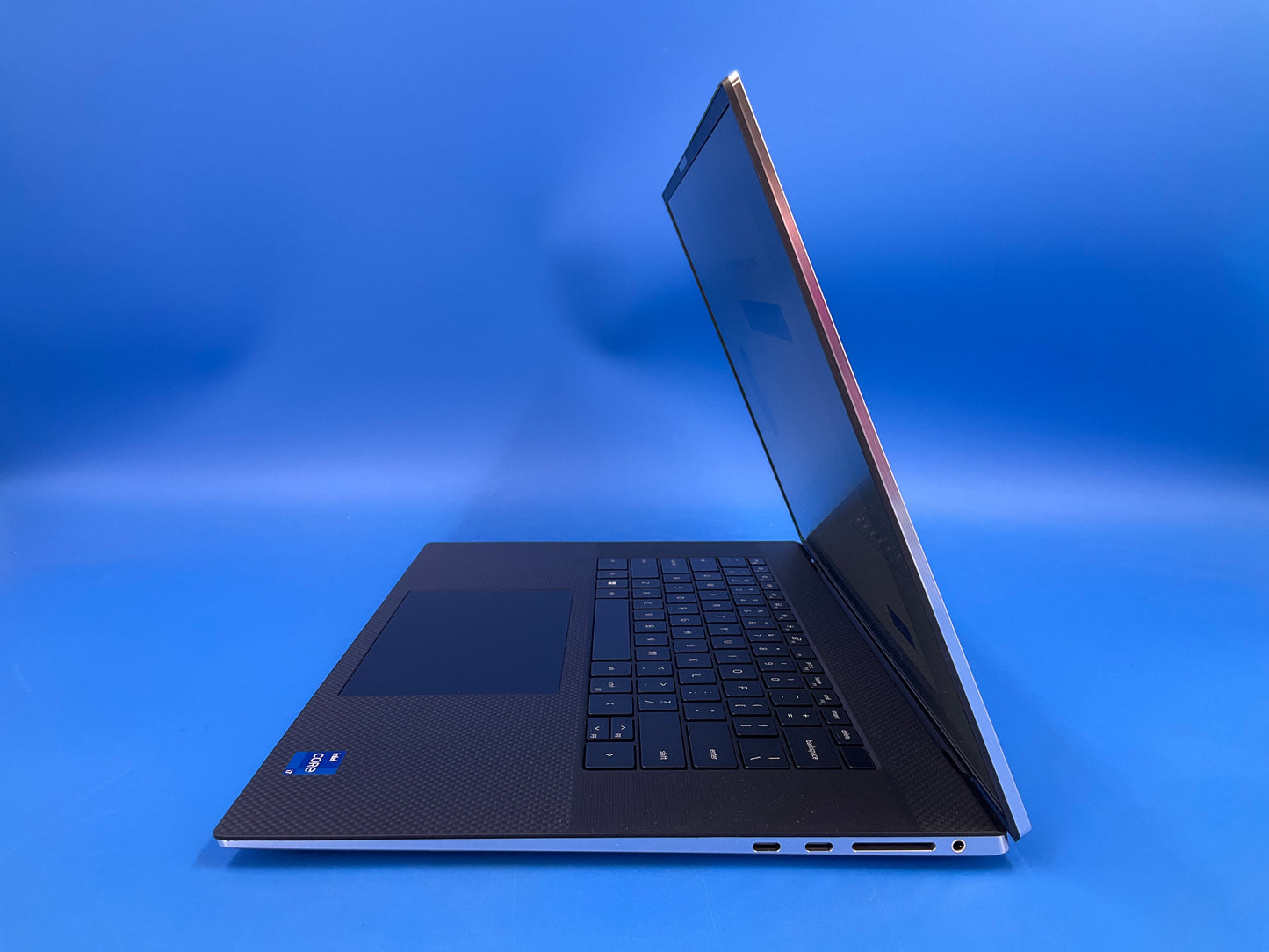 ♥ Refurbished - Dell XPS 17 9730 17-in i7-13700H 16GB/1TB RTX4050 Laptop J4TPX