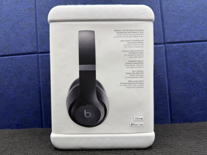 ♥ New, Factory Sealed - Apple Beats Studio Pro Wireless Headphones Black MQTP3LL/A