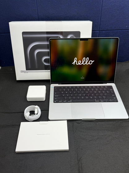 ♥ New, Open Box - MacBook Pro 14.2" M3 Pro 11/14-Core 36GB/1TB Silver 2023 Z1AX002F0
