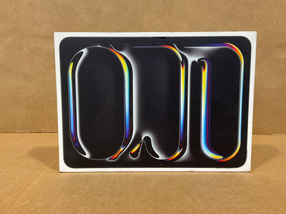 ♥ New, Open Box - iPad Pro M511-Inch 256GB WiFi + Cellular Space Black ME2N4LL/A