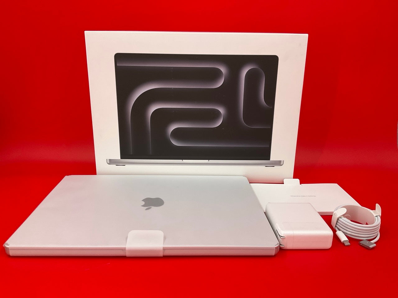 Apple MacBook Pro M4Max-14core 36GB/1TB/BT5.3/WiFi6E/40core/16.2R (silver) (2024)