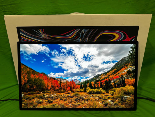 ♥ New, Open Box - 27" Studio Display 5K 5120 x 2880 Nano-Texture Glass VESA Mount Adapter MMYX3LL/A